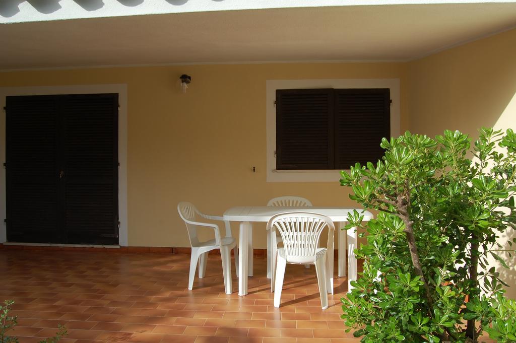 Domu Carmela Villa Villasimius Exterior foto