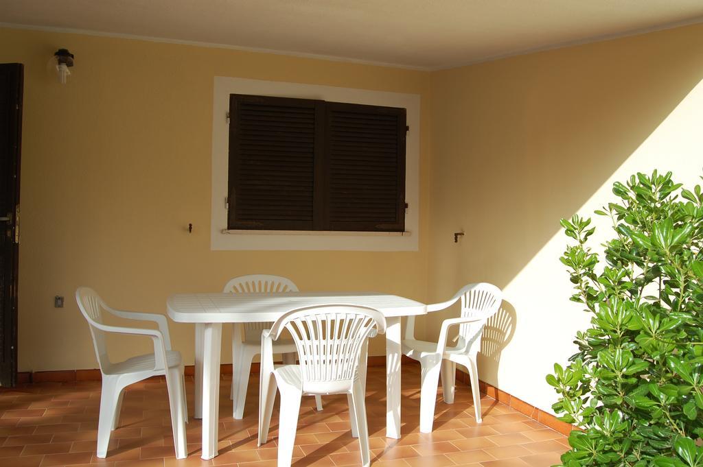 Domu Carmela Villa Villasimius Exterior foto